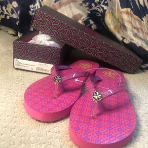 Tory Burch Samba Thin Flip Flop size 8, never worn